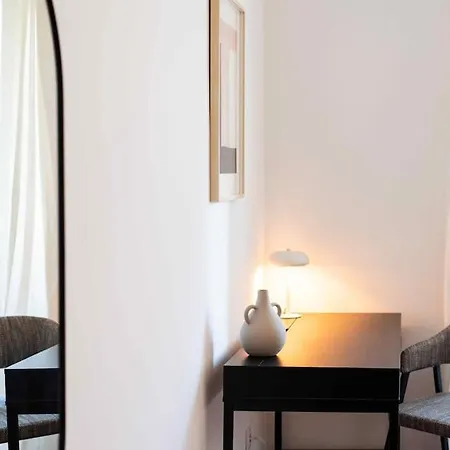 Apartment Luxury 7 Bedroom *