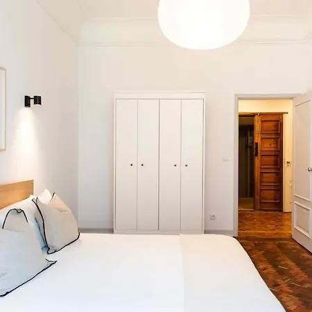 Luxury 7 Bedroom Appartement